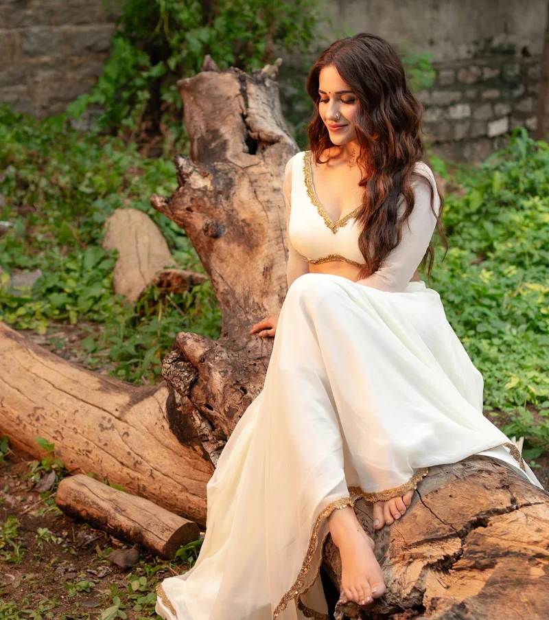 ruhani sharma white outfit busty indian actress ruhani sharma white outfit busty indian actress