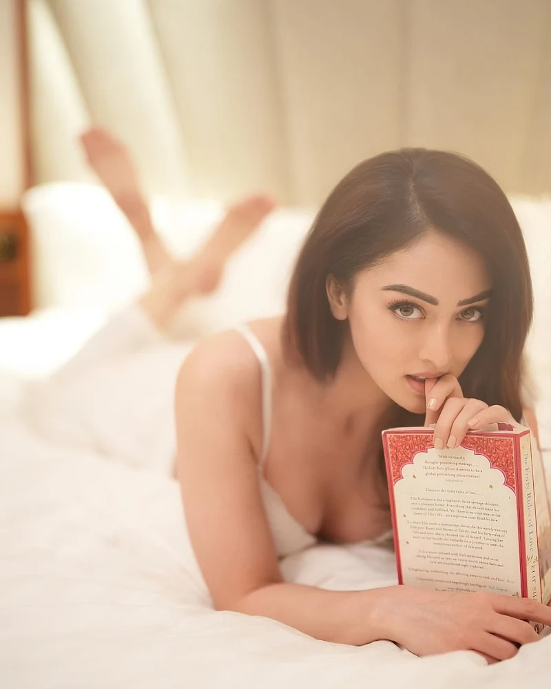 sandeepa dhar white bra hot photoshoot sandeepa dhar white bra hot photoshoot