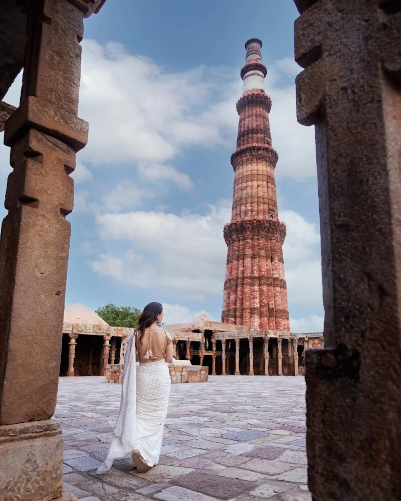 sandeepa dhar white saree golden blouse sandeepa dhar white saree golden blouse