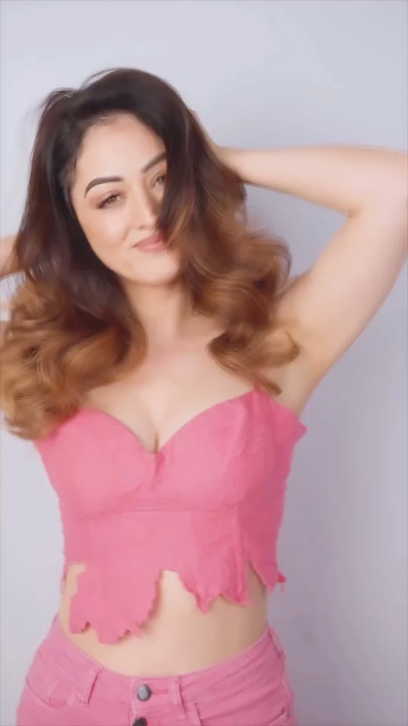 sandepa dhar cleavage pink outfit.jpg sandepa dhar cleavage pink outfit.jpg