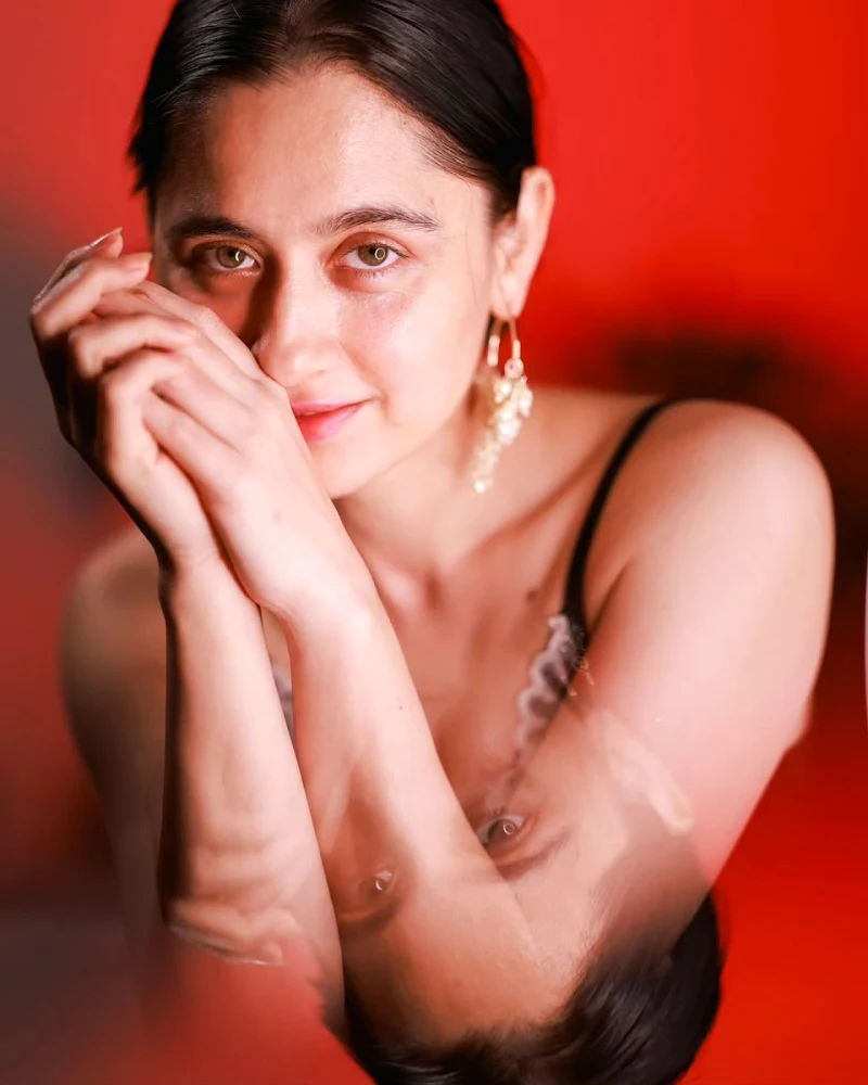 sanjeeda shaikh cleavage hot indian tv actress sanjeeda shaikh cleavage hot indian tv actress