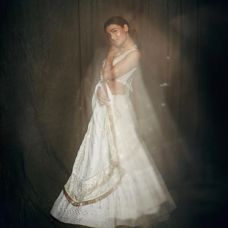 shalini pandey white lehanga