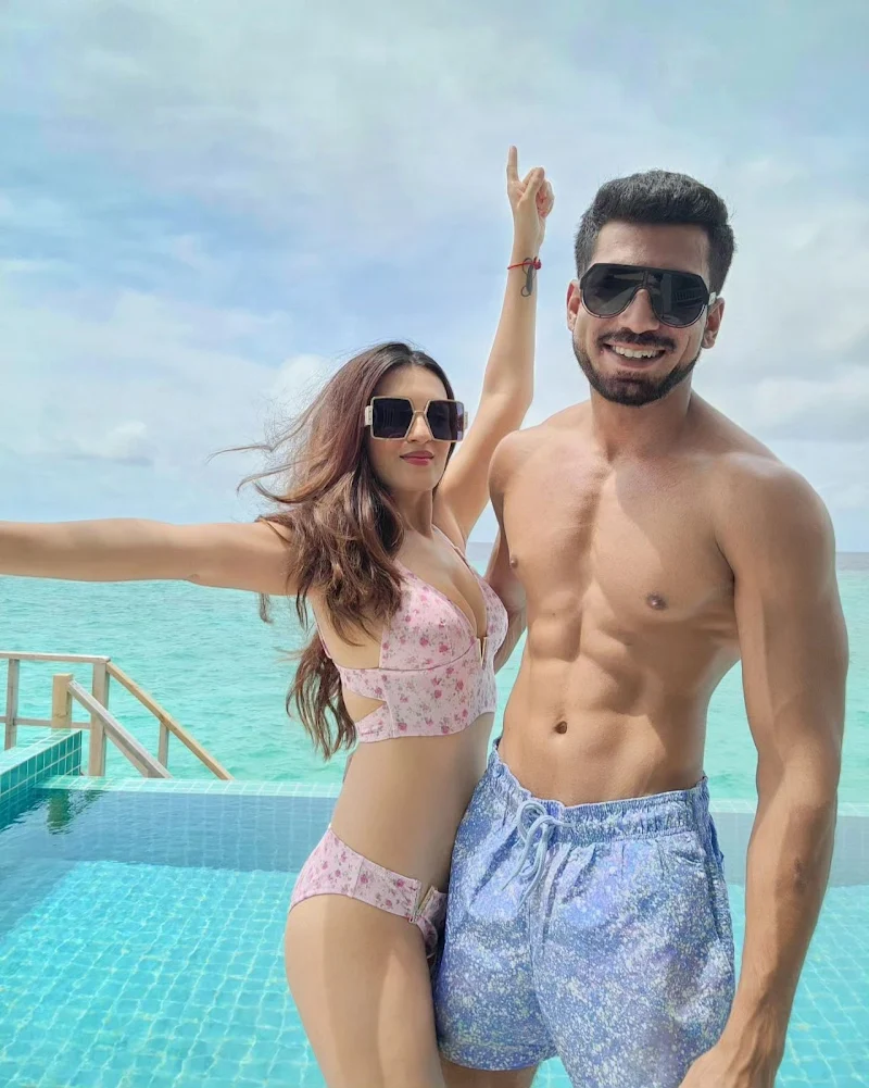 SHiny Doshi bikini pandya store actress SHiny Doshi bikini pandya store actress