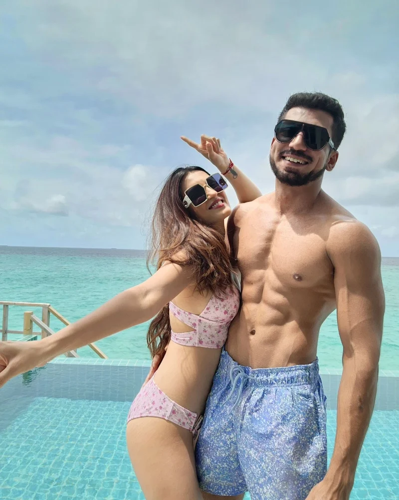 SHiny Doshi bikini pandya store actress SHiny Doshi bikini pandya store actress