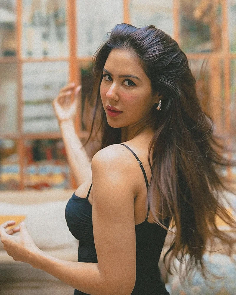 sonam bajwa bodycon black dress sexy body