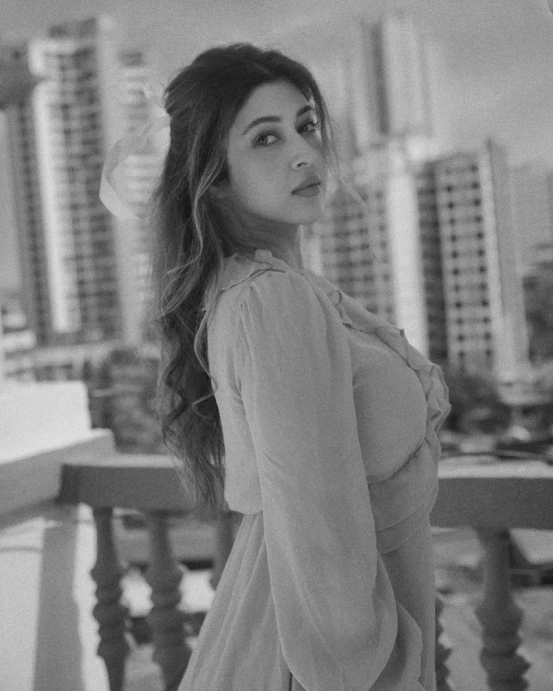 Sonarika Bhadoria cleavage pink outfit hot tv actress Sonarika Bhadoria cleavage pink outfit hot tv actress