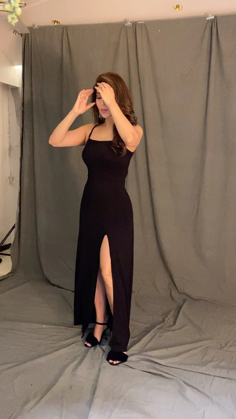 sonarika bhadoria high slit black dress legs curvy body sonarika bhadoria high slit black dress legs curvy body
