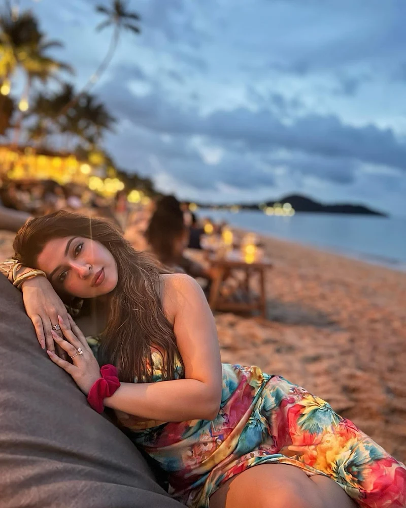 sonarika bhadoria high slit dress hot actress