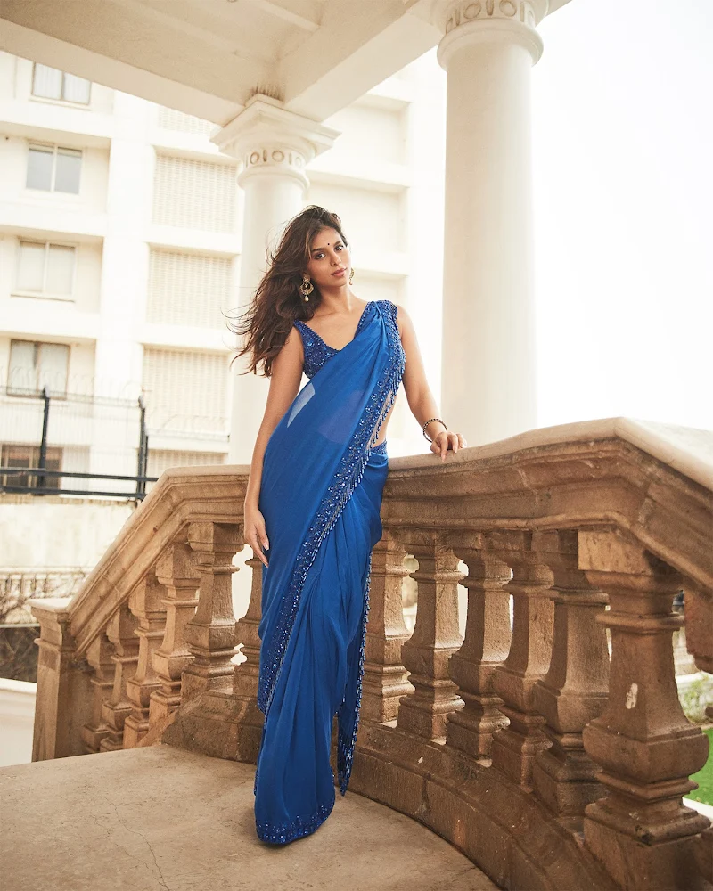 Suhana Khan blue saree hot actress archies Suhana Khan blue saree hot actress archies