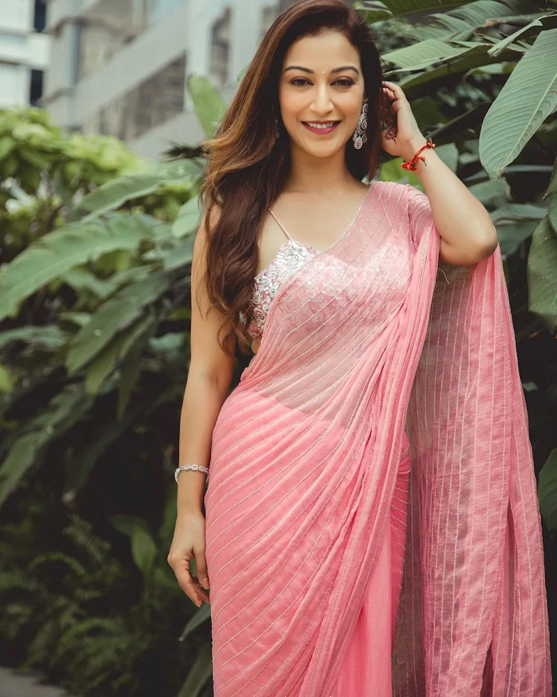 Sunayana Fozdar saree tiny blouse anjali bhabhi Sunayana Fozdar saree tiny blouse anjali bhabhi