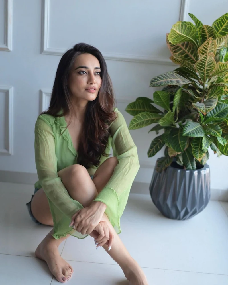 Surbhi Jyoti sexy legs shorts indian tv actress Surbhi Jyoti sexy legs shorts indian tv actress