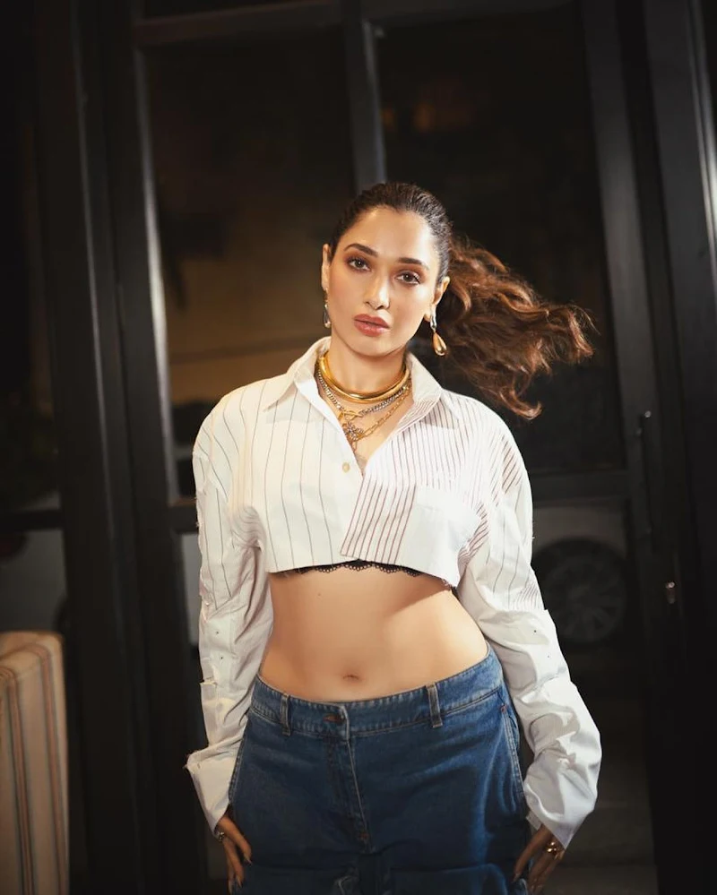 Tamannaah navel crop top jeans curvy actress Tamannaah navel crop top jeans curvy actress