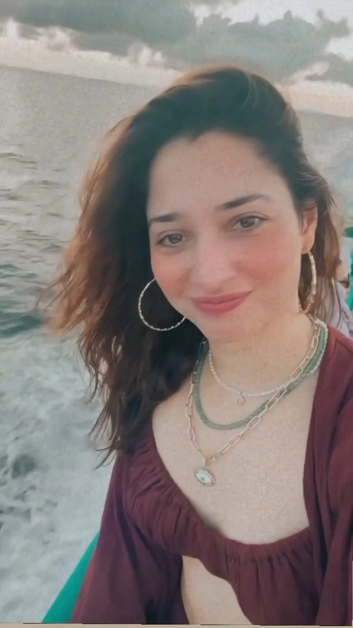 tamannaah selfie holiday tamannaah selfie holiday