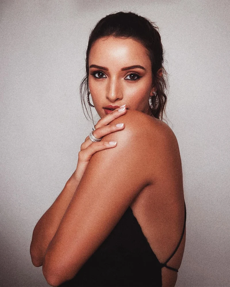 tripti dimri backless black dress hot actress tripti dimri backless black dress hot actress