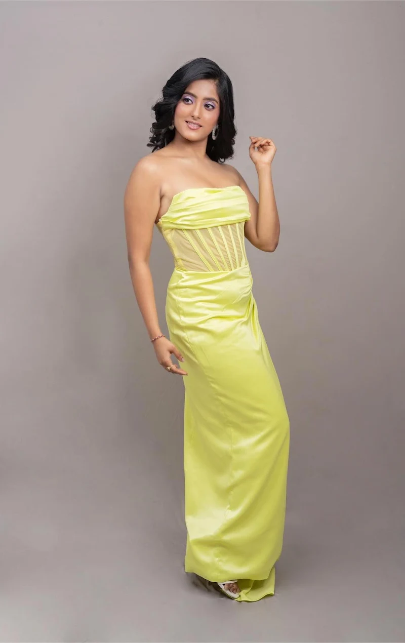 Ulka Gupta off shoulder dress actress banni chow Ulka Gupta off shoulder dress actress banni chow