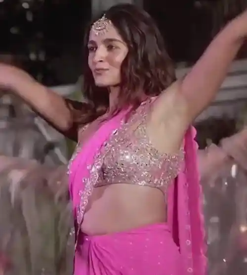 alia bhatt armpits pink saree alia bhatt armpits pink saree