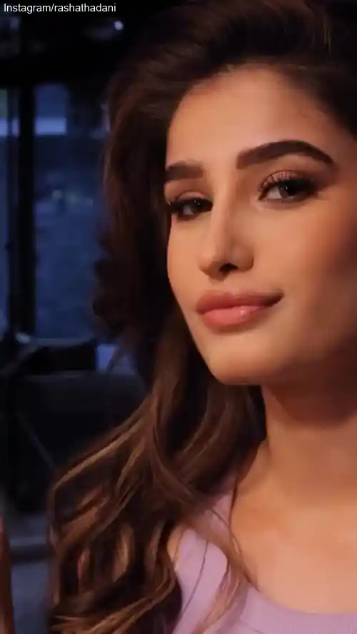 rasha thadani smooch pout