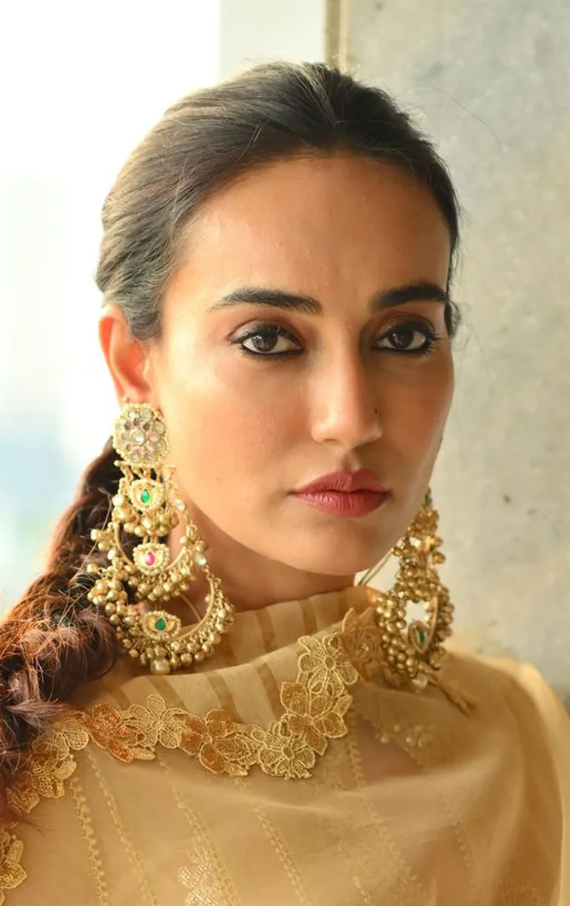 surbhi jyoti face card gunaah 10