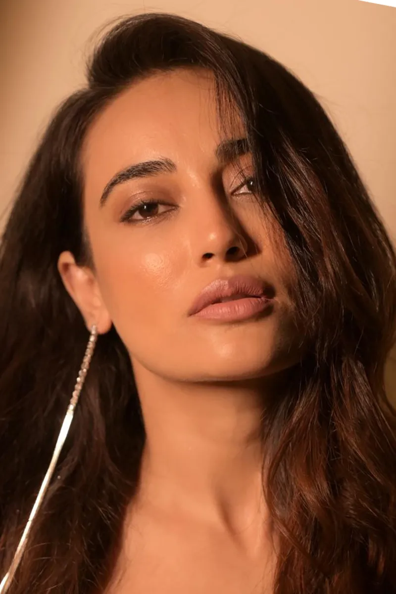 surbhi jyoti face card gunaah 5