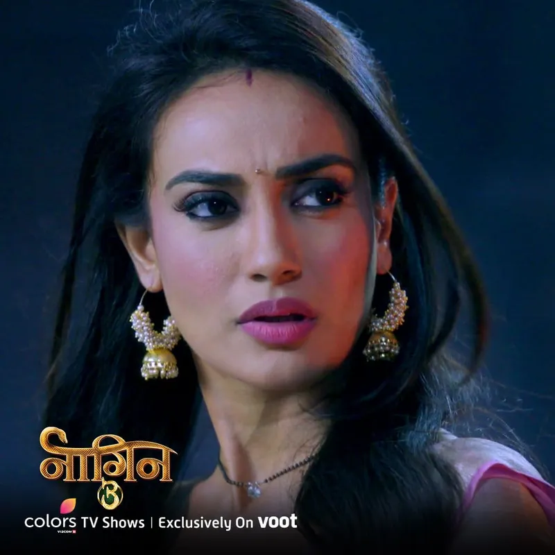 surbhi jyoti face card naagin 21