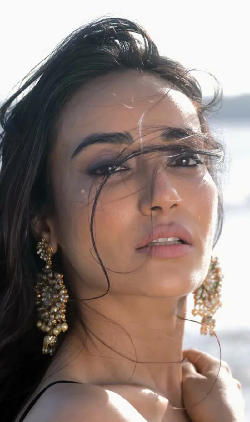 surbhi jyoti face card sultry qubool hai 29