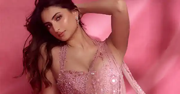 palak tiwari pink saree cleavage hot indian actress